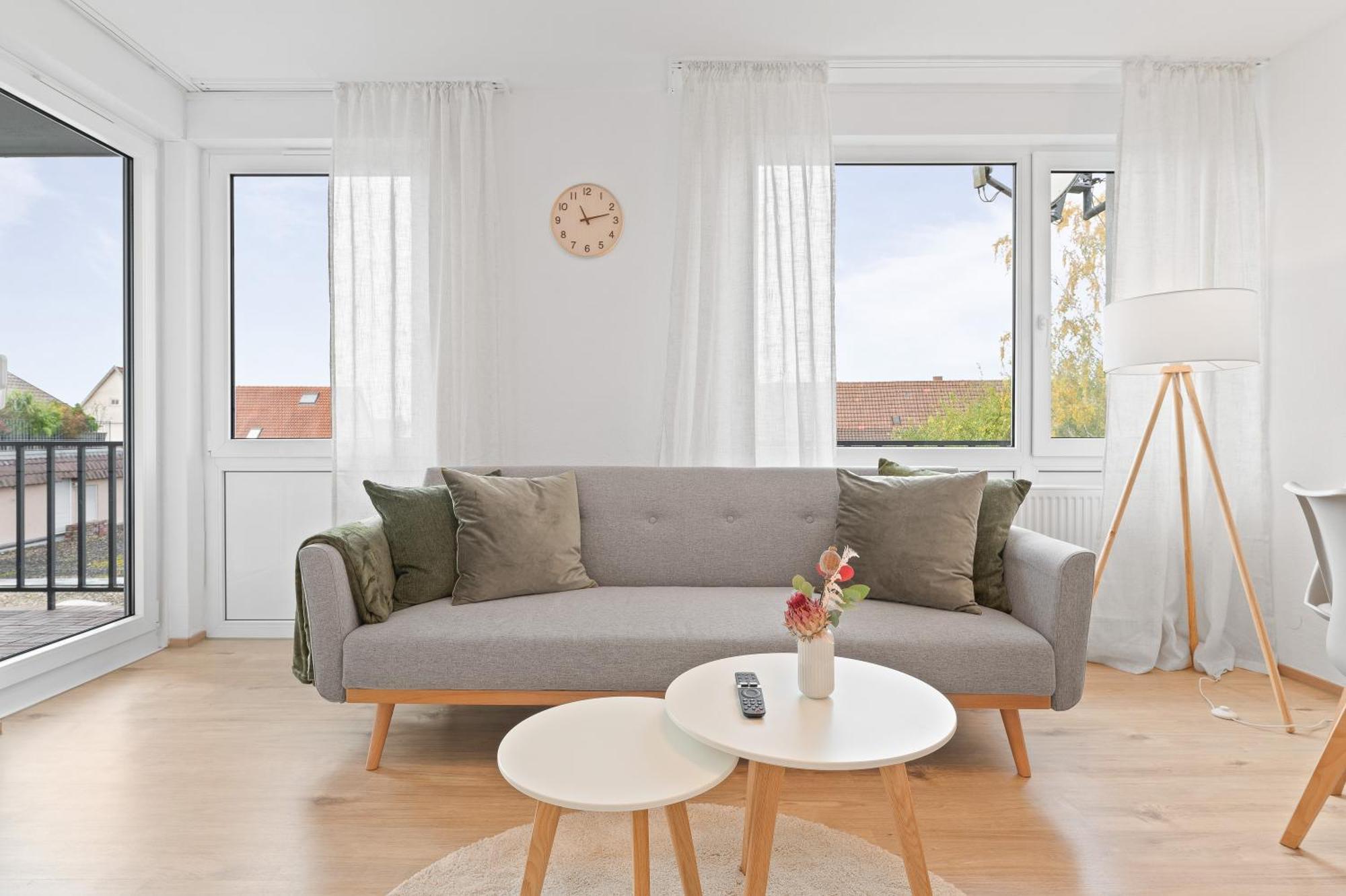 Wohlfuehl-Apartment I Zentral I Balkon I Kueche Фелбах Екстериор снимка